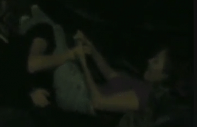 Girl vs Guy Headscissors