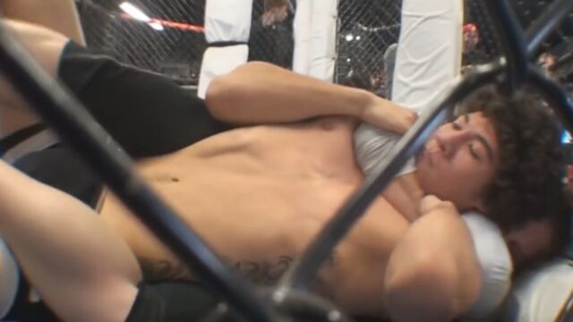 Girl Chokes Out A Guy 4