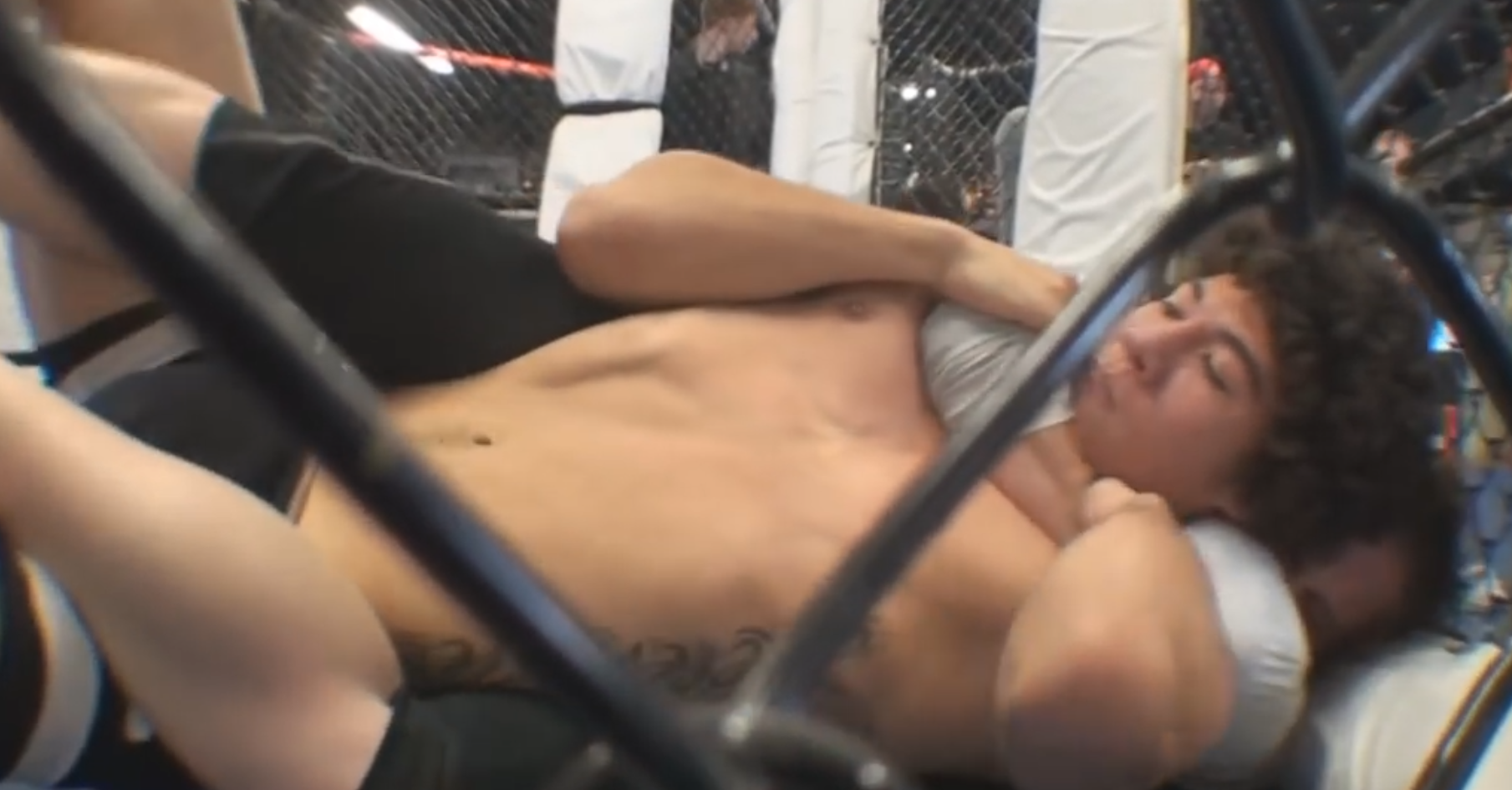 Girl Chokes Out A Guy 4