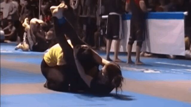 Headscissors in Grappling
