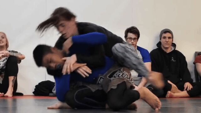 Girl manhandles a Guy — Intergender MMA