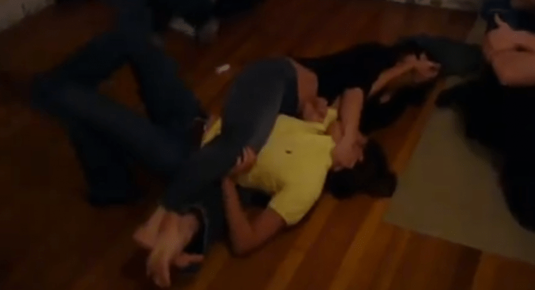 Real Fight Bodyscissors