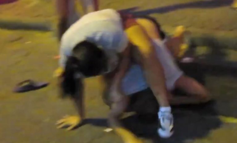 Women beat up a sexual offender