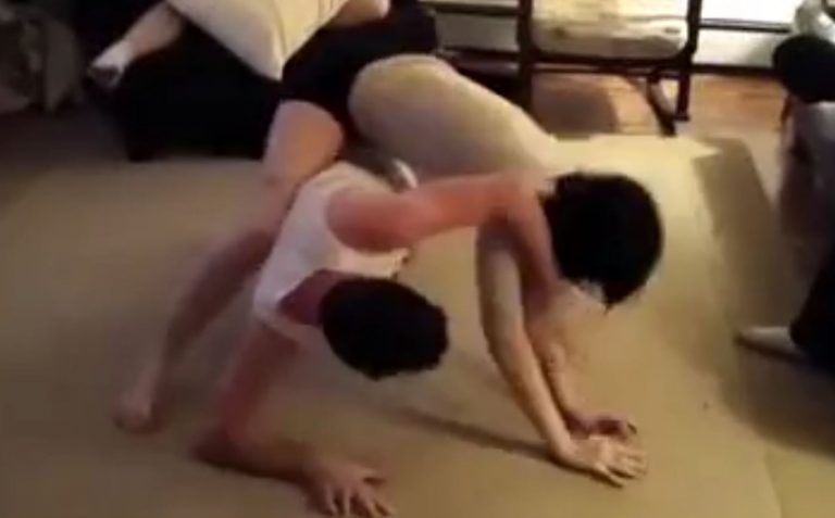 Girl Taps Out A Guy 5