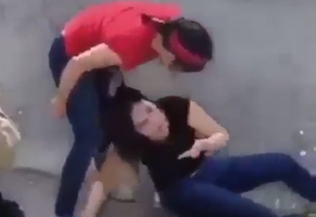 Small Girl Beat Up Big Girl