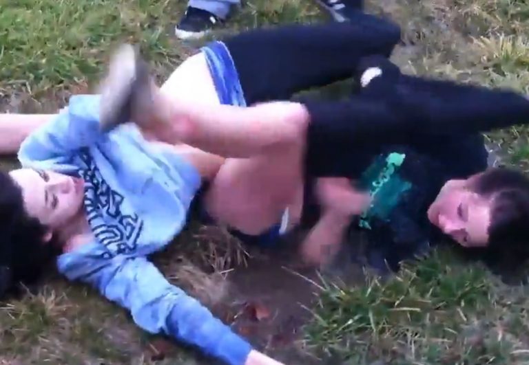 Competitive Girl Fight 2
