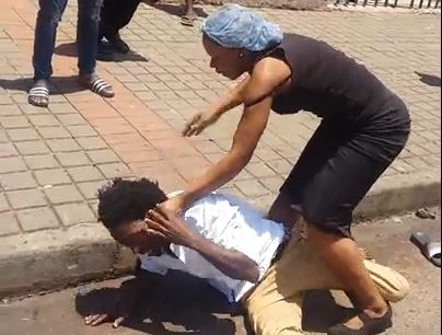 Man Vs Woman Street Fight