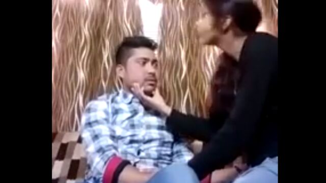 Faceslapping Domination – Indian Girl Slaps her Boyfriend