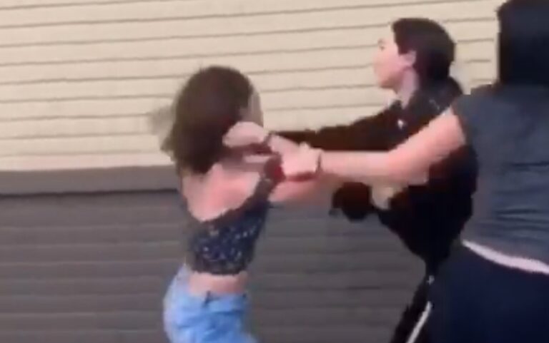 Girl fight sparta kick