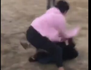 Girl beat her ass and ran away – Girl Fights