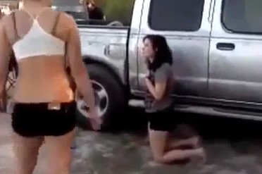 Bully Forces girl to get on her knees and apologize
