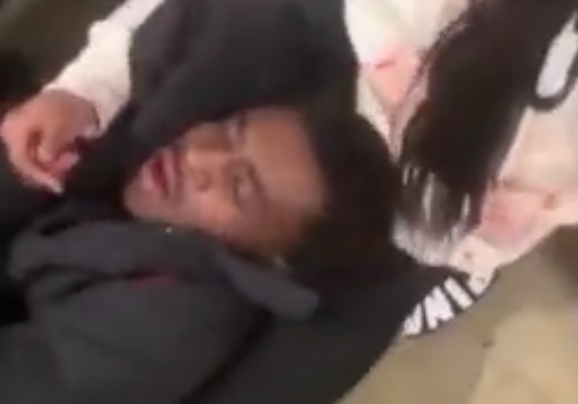 3 Girls Beat Up a Boy