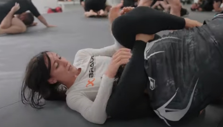 Girl vs Boy Jiujitsu 387 – Girl taps out a boy