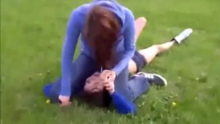 Facesitting Girl Fight