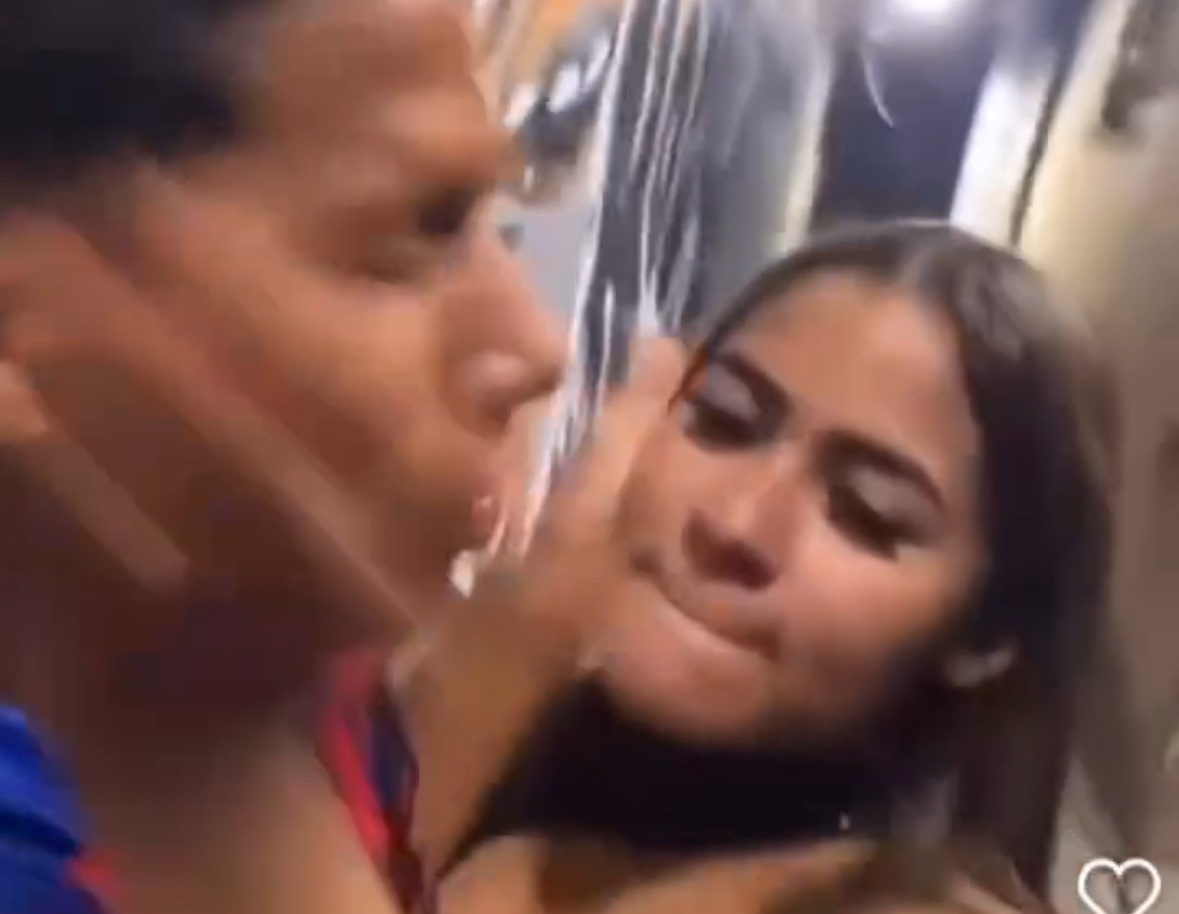 Woman beats up a man