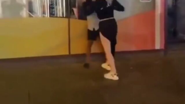 Woman Beat Up A man