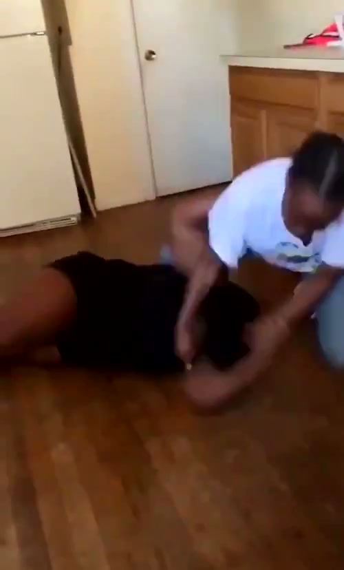 Girl Fight 371