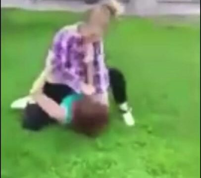 Girl Fight 385