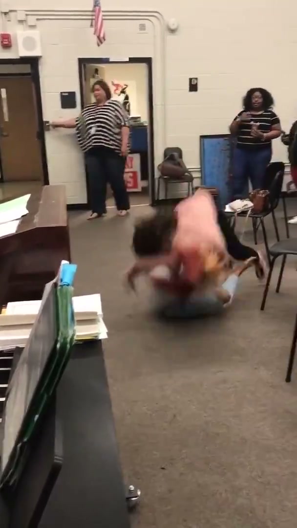 Girl Fight 393