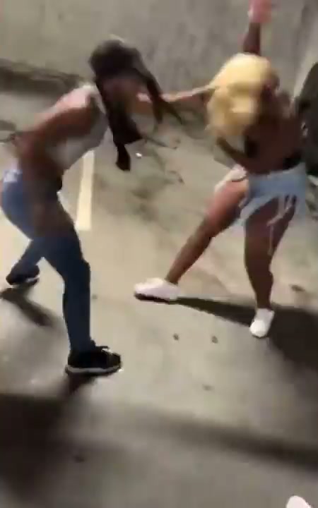 Girl Fight 519
