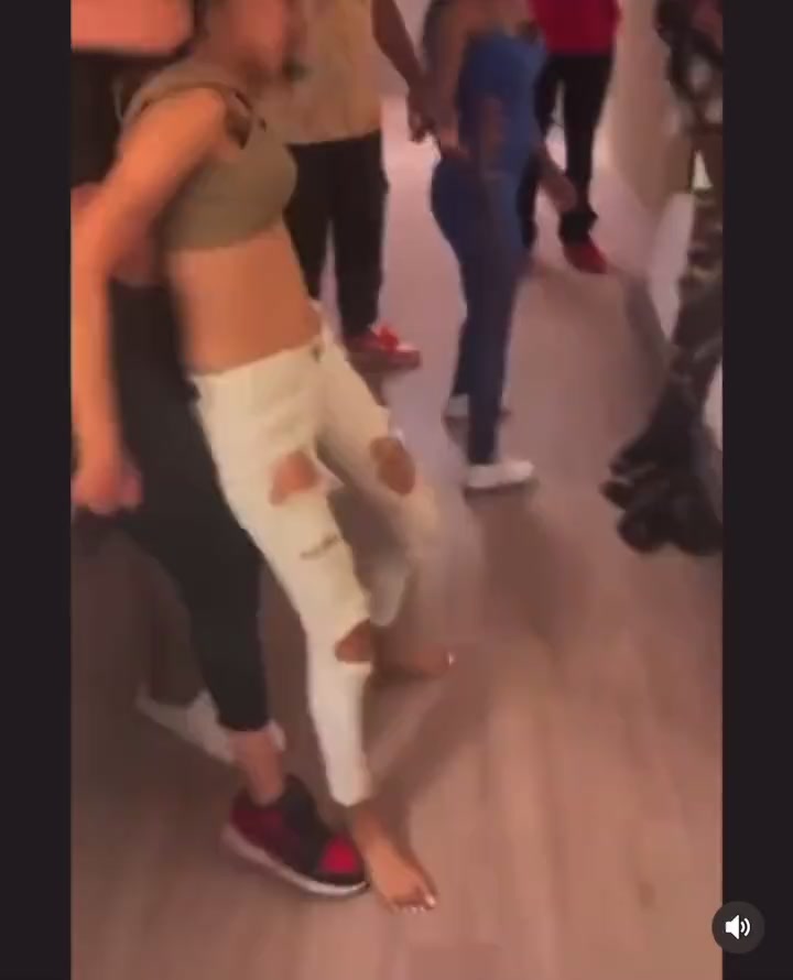 Girl Fight 524