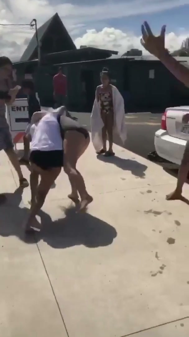 Girl Fight 570
