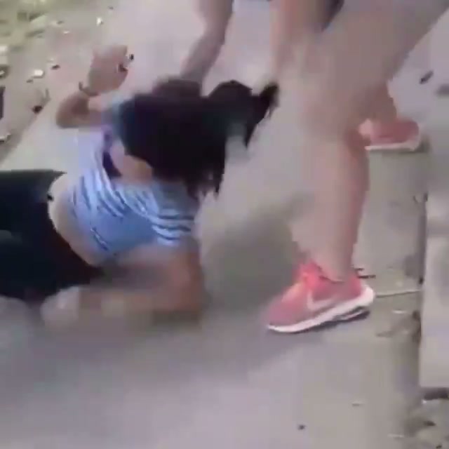 Girl Fight 581