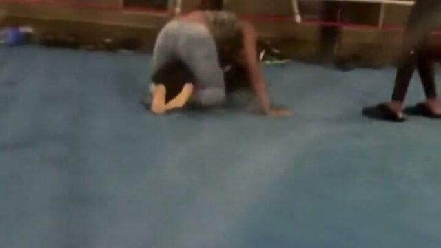 Girl Fight 606