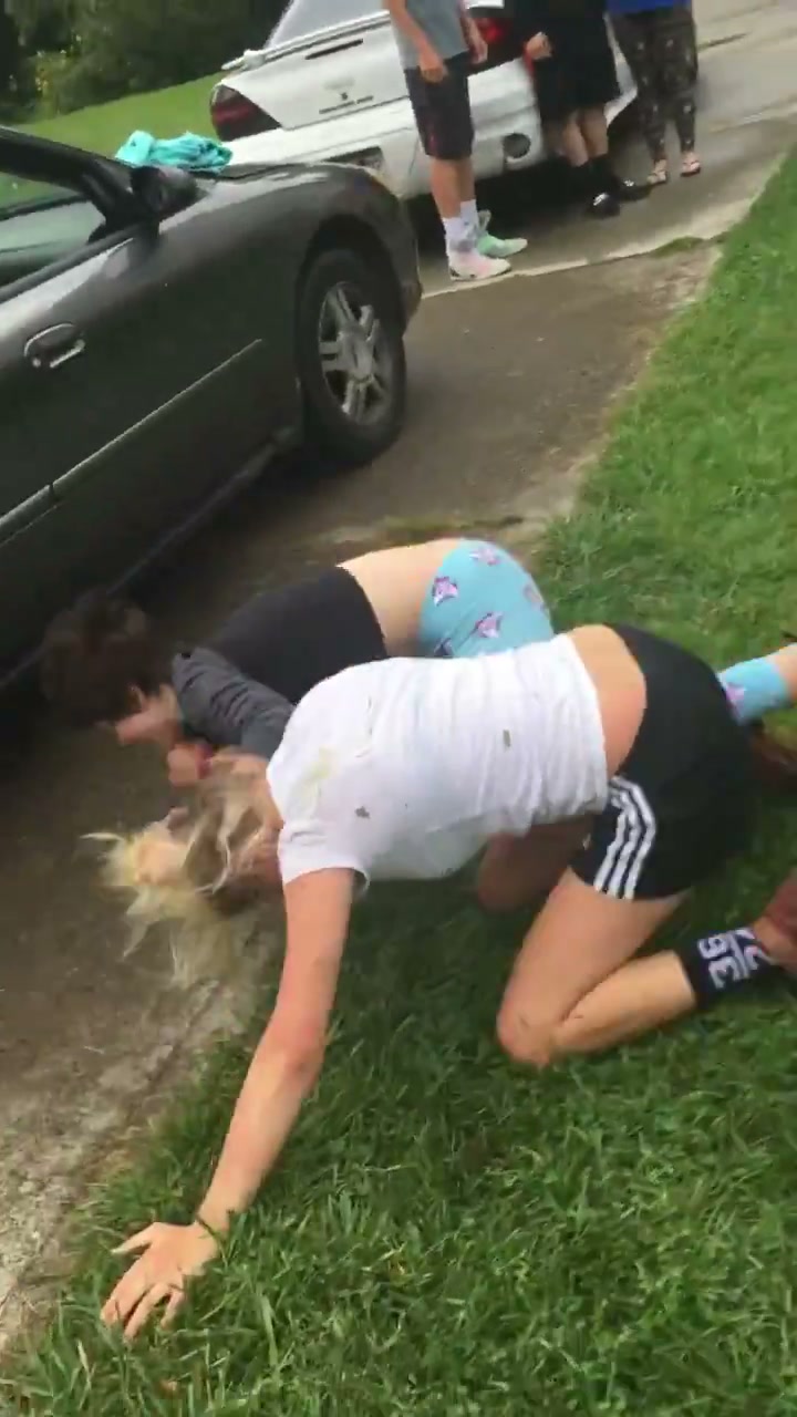 Girl Fight 665
