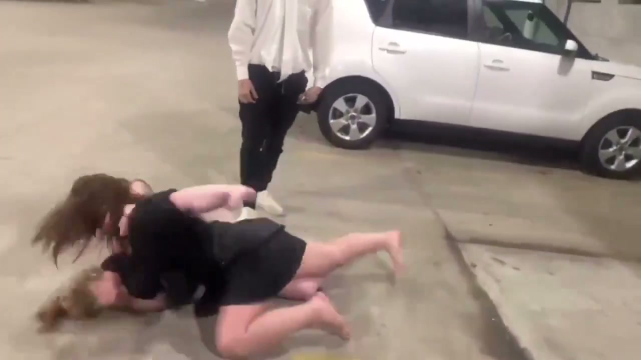 Girl Fight 674