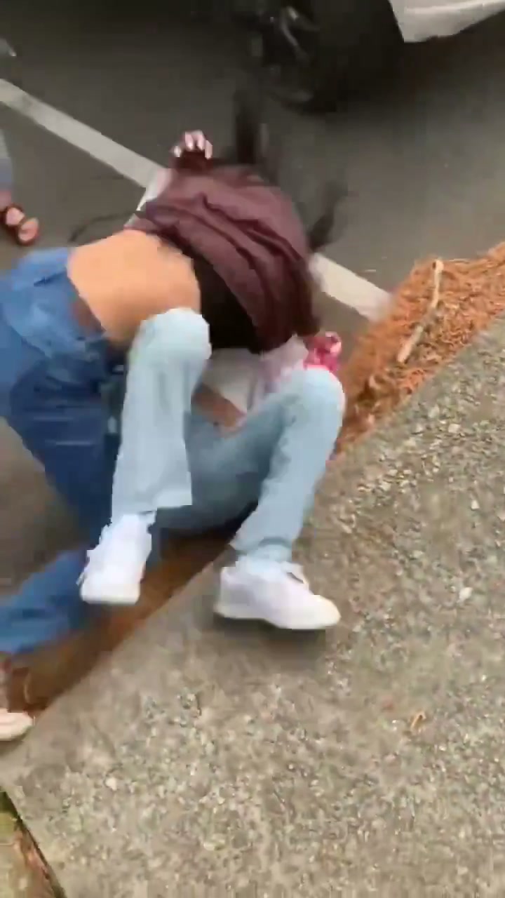 Girl Fight 678