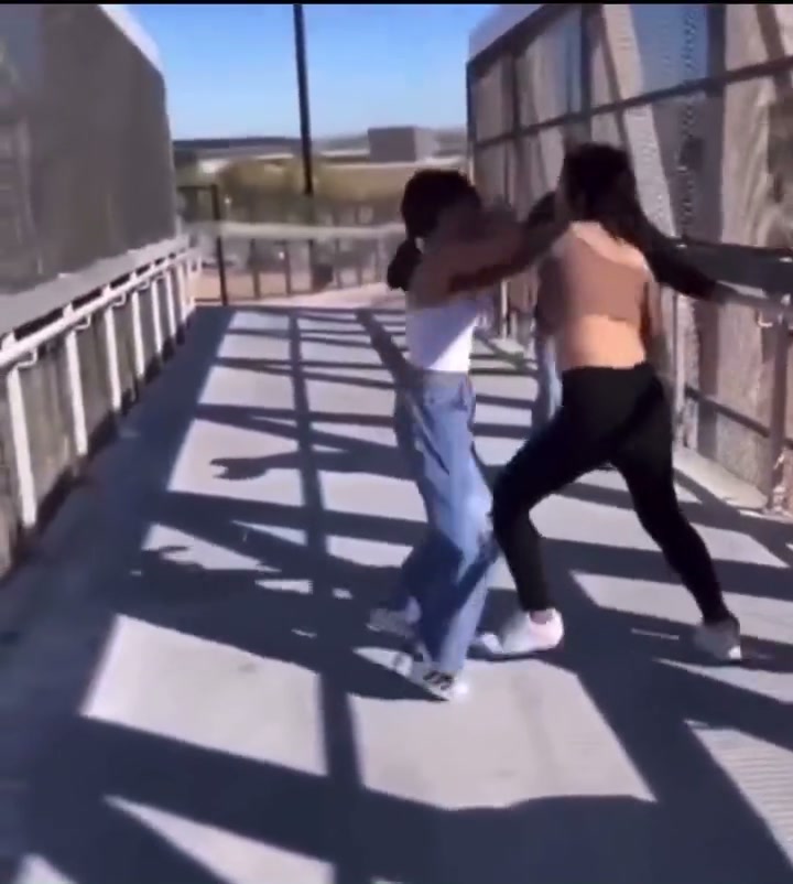 Girl Fight 726