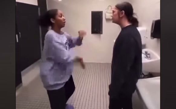 Girl Fight 751