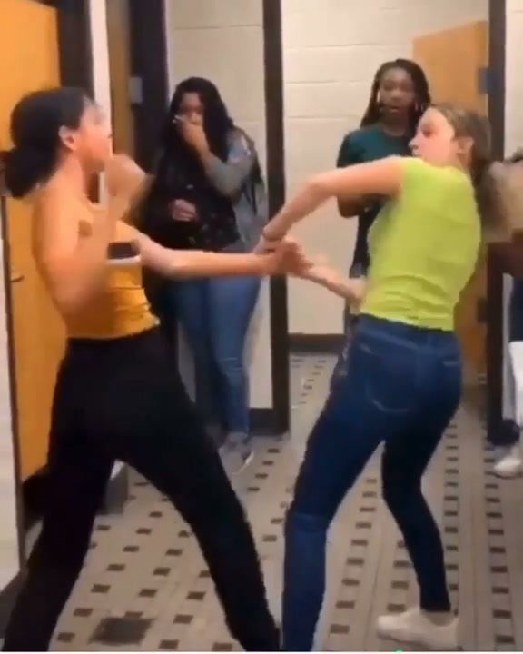 Girl Fight 767