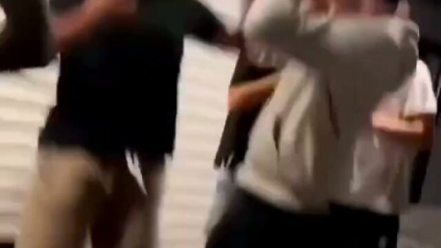 Girl Fight 821 – 2 vs 1