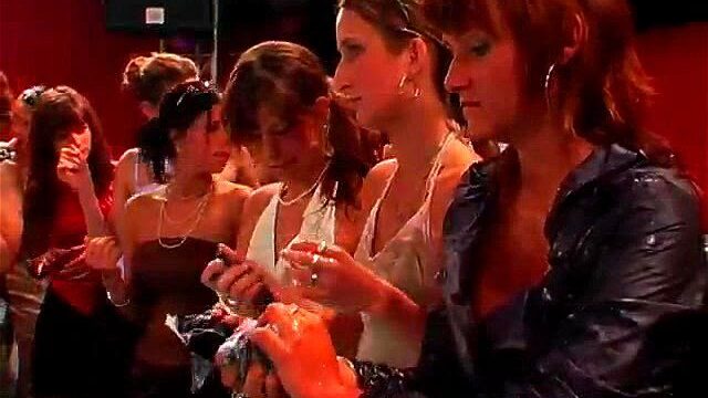 Ring of Gel Catfight Party